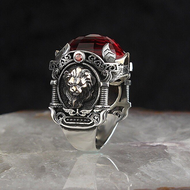 925 Sterling Silver Ring with Lion Design Zircon - Mens Rings
