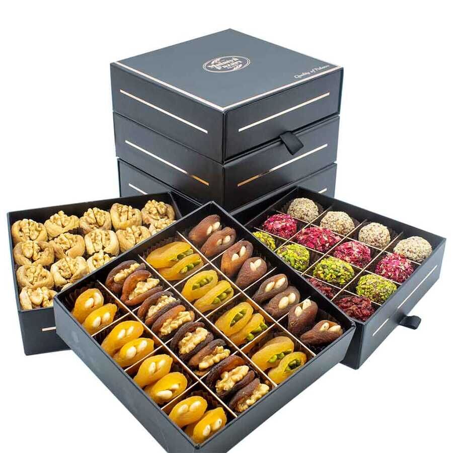 A set of dried fruits and nuts in a luxury box - 1