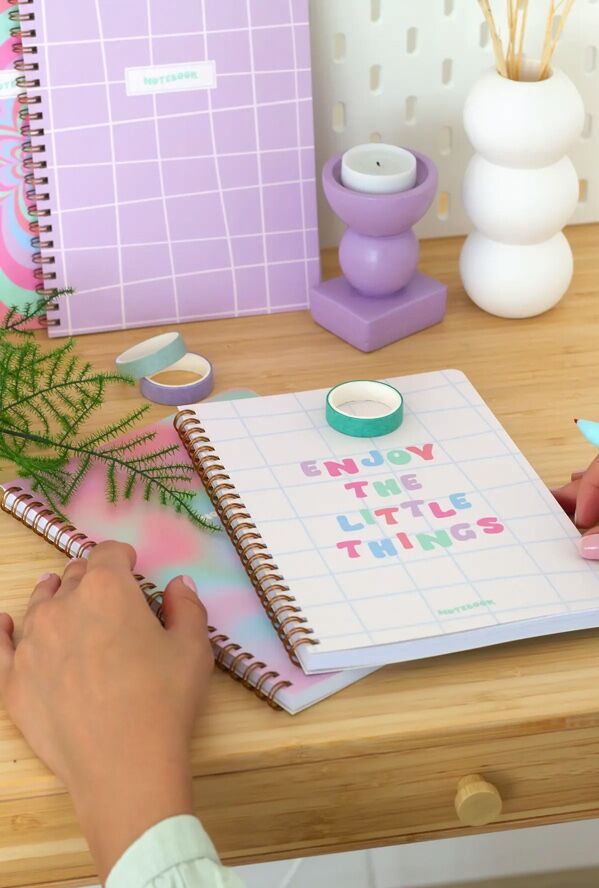 A5 school notebook with cute colors - 3