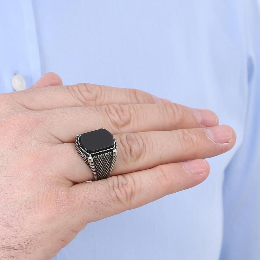 B Series Dot Patterned Men's Ring Black Onyx Stone - 2