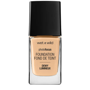 wet n wild Photo Focus Foundation Dewy Lumineux Foundation
