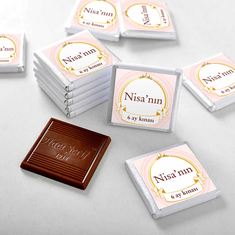 6 Ay Celebration Personalized Baby Girl Chocolate (70 Pieces)