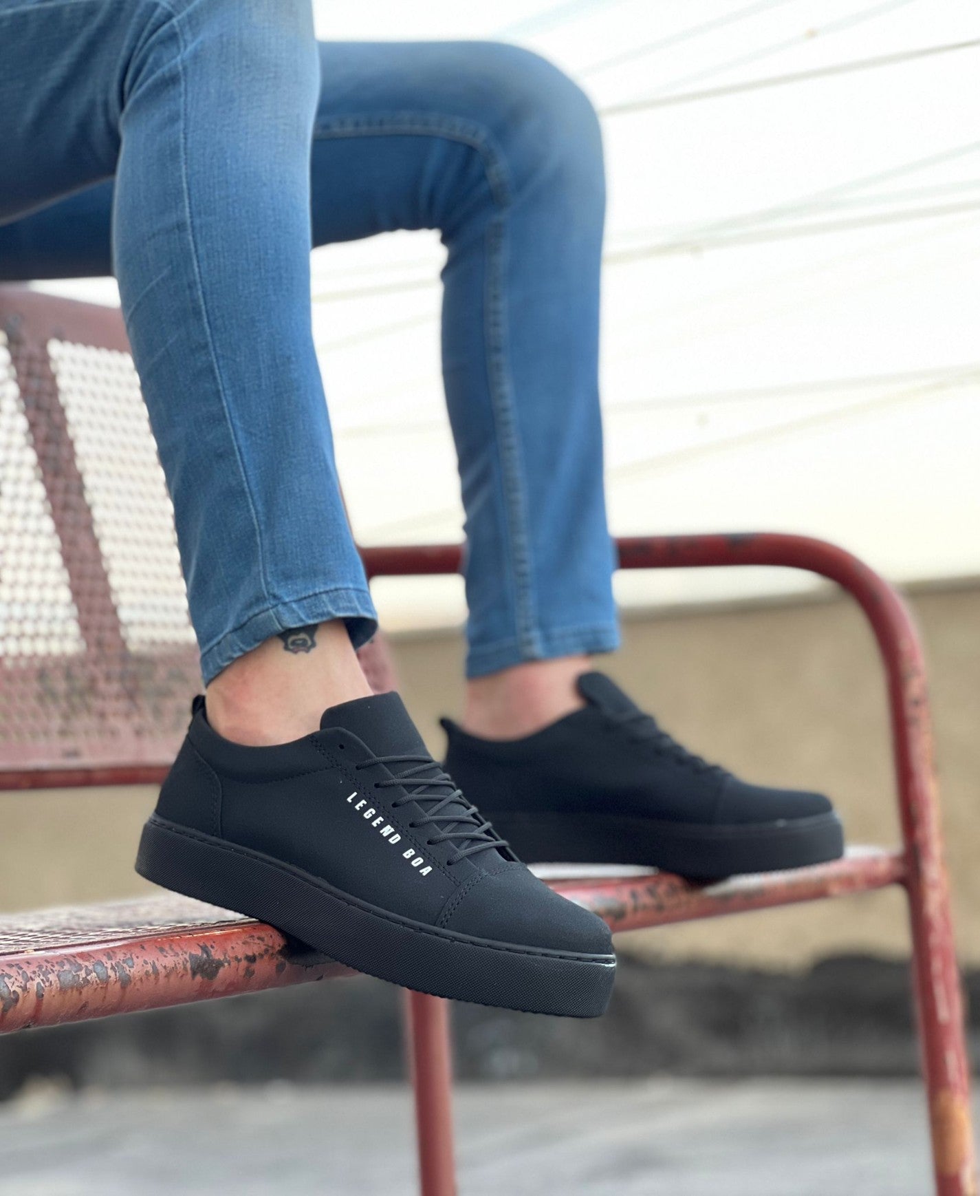 Black Nubuck Lace-Up Men's Casual Sneakers