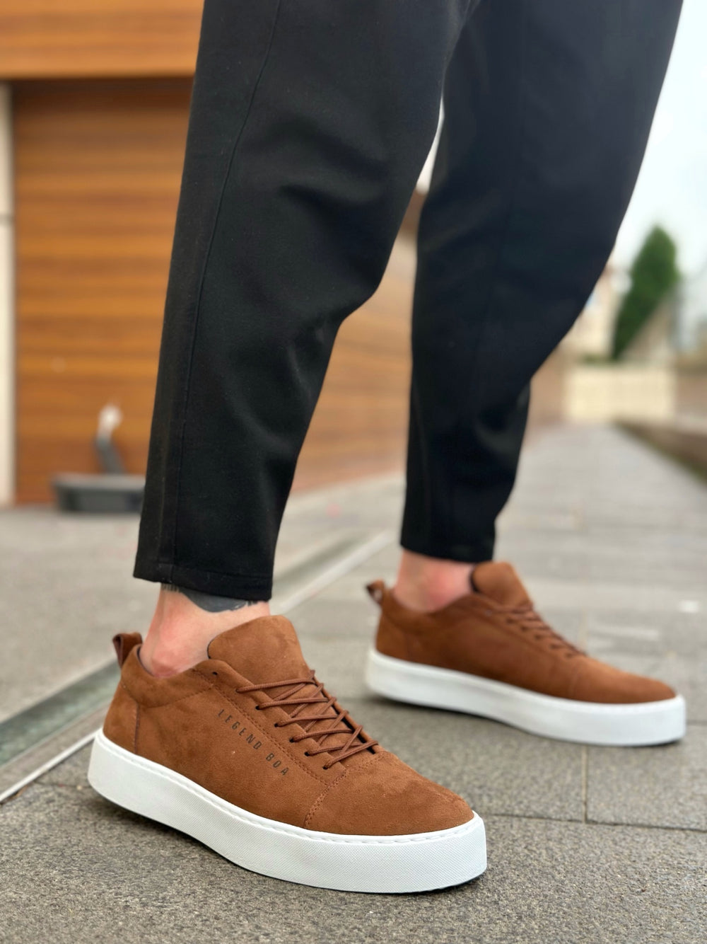 White Sole Classic Suede Men's Sneakers with Laces