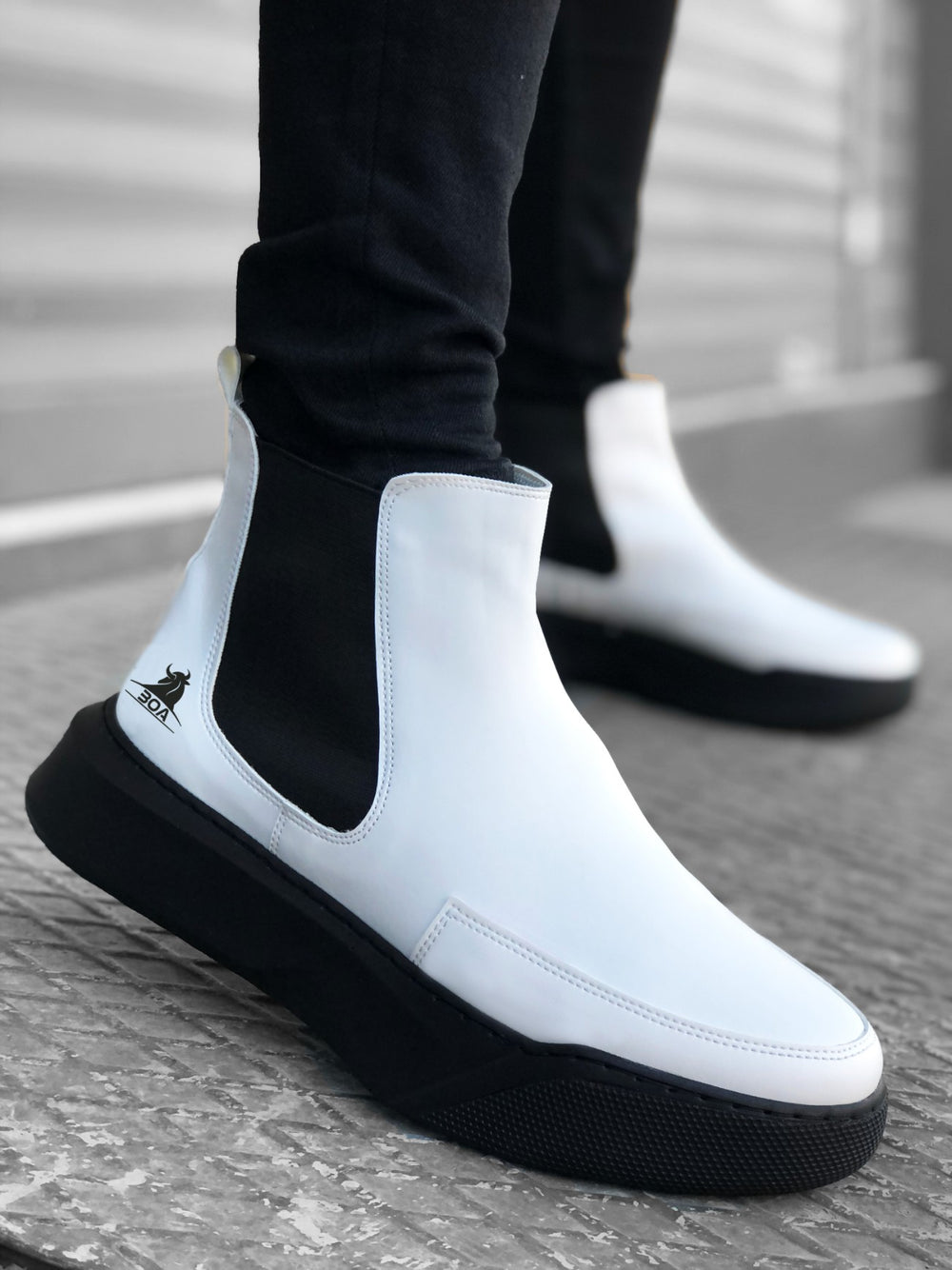 Laceless Band High Top Men's White Black Sole Sneaker