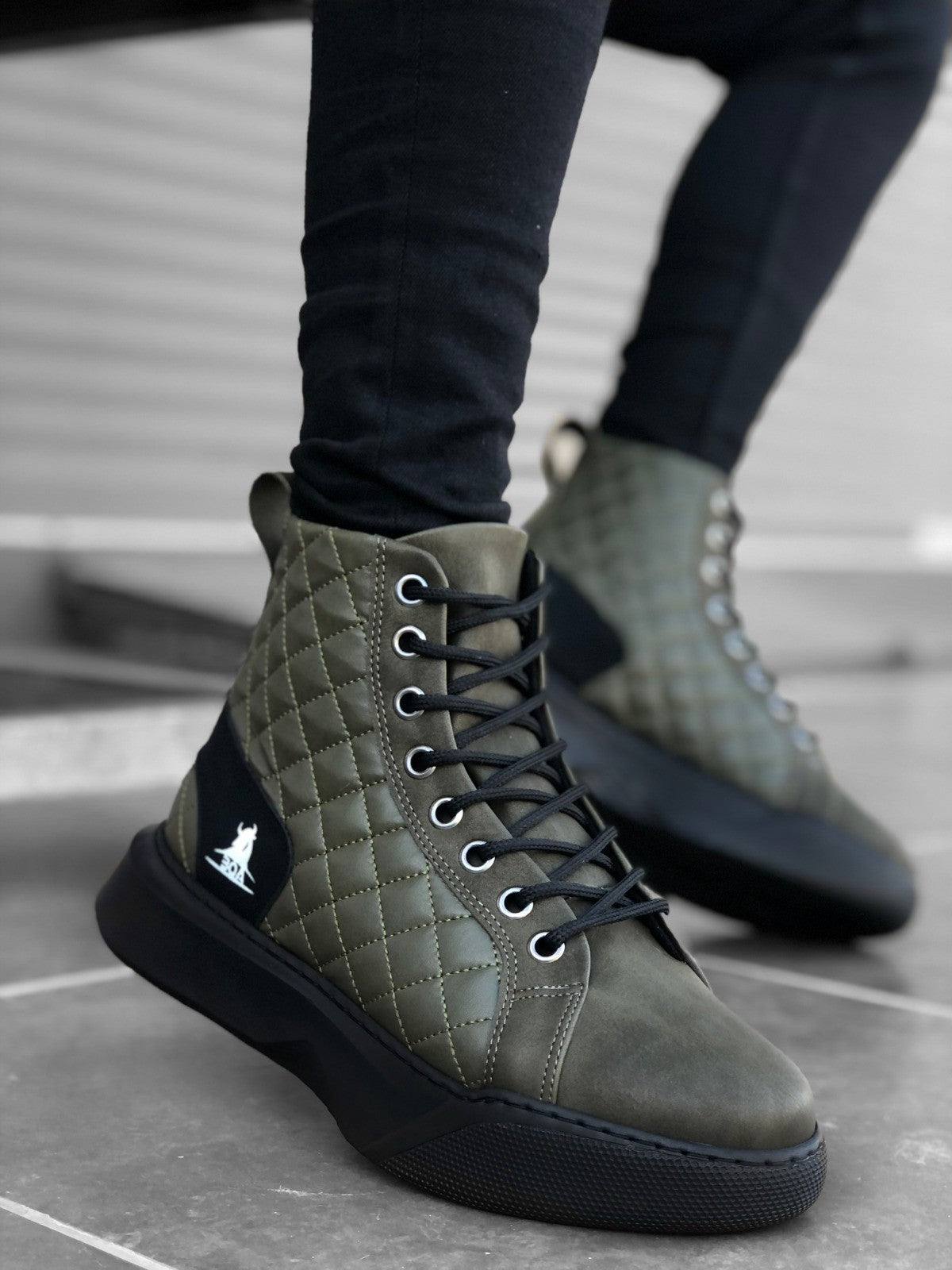 Khaki Quilted Men's High Top Lace-Up Sport Boots