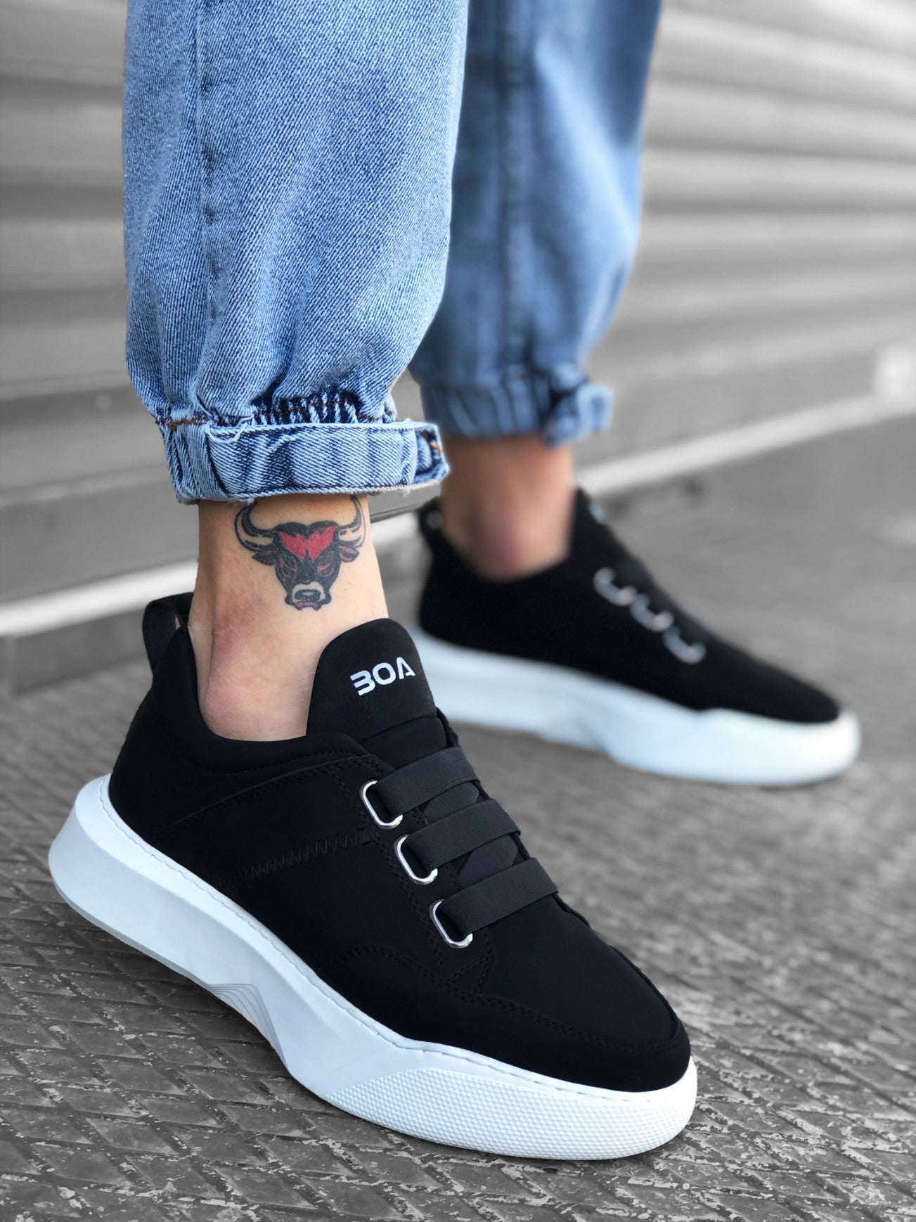 Men's High Top Black White Sole Sport Shoes with Stripes