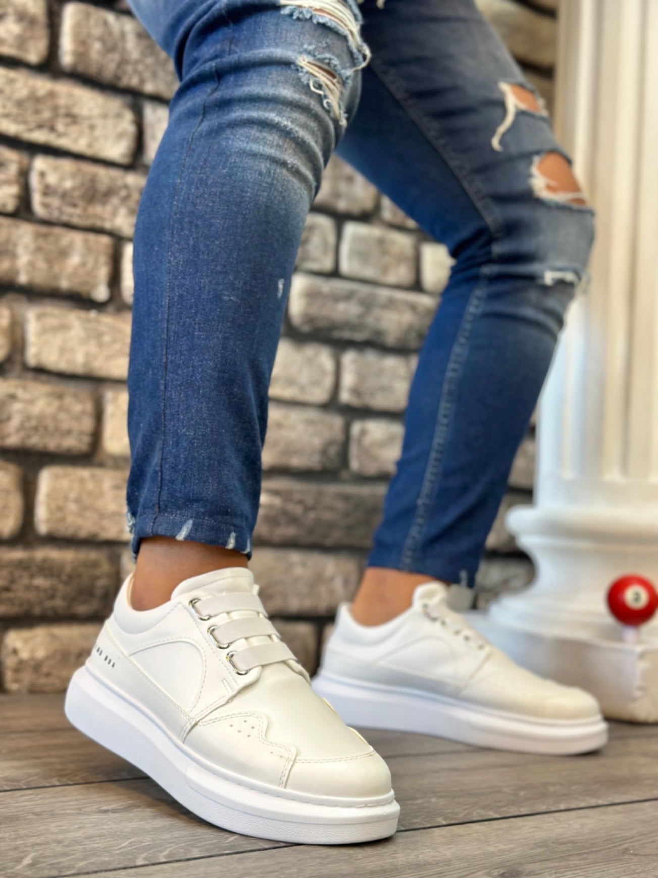 White Men's Casual Slip-On Shoes with Thick Sole - BA0302
