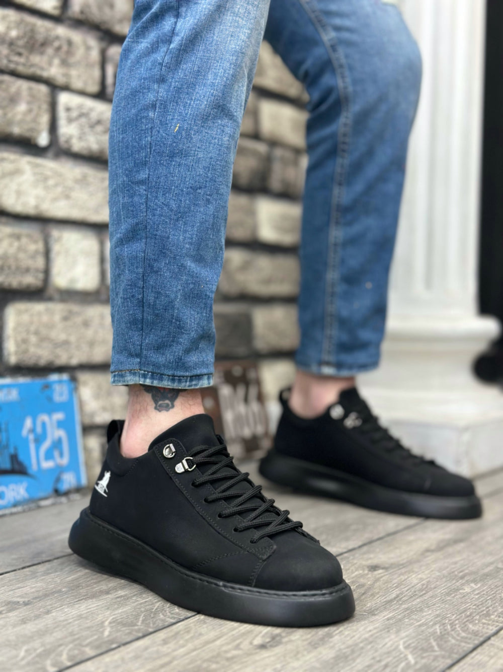 High Top Black Leather Sneakers with Laces for Men