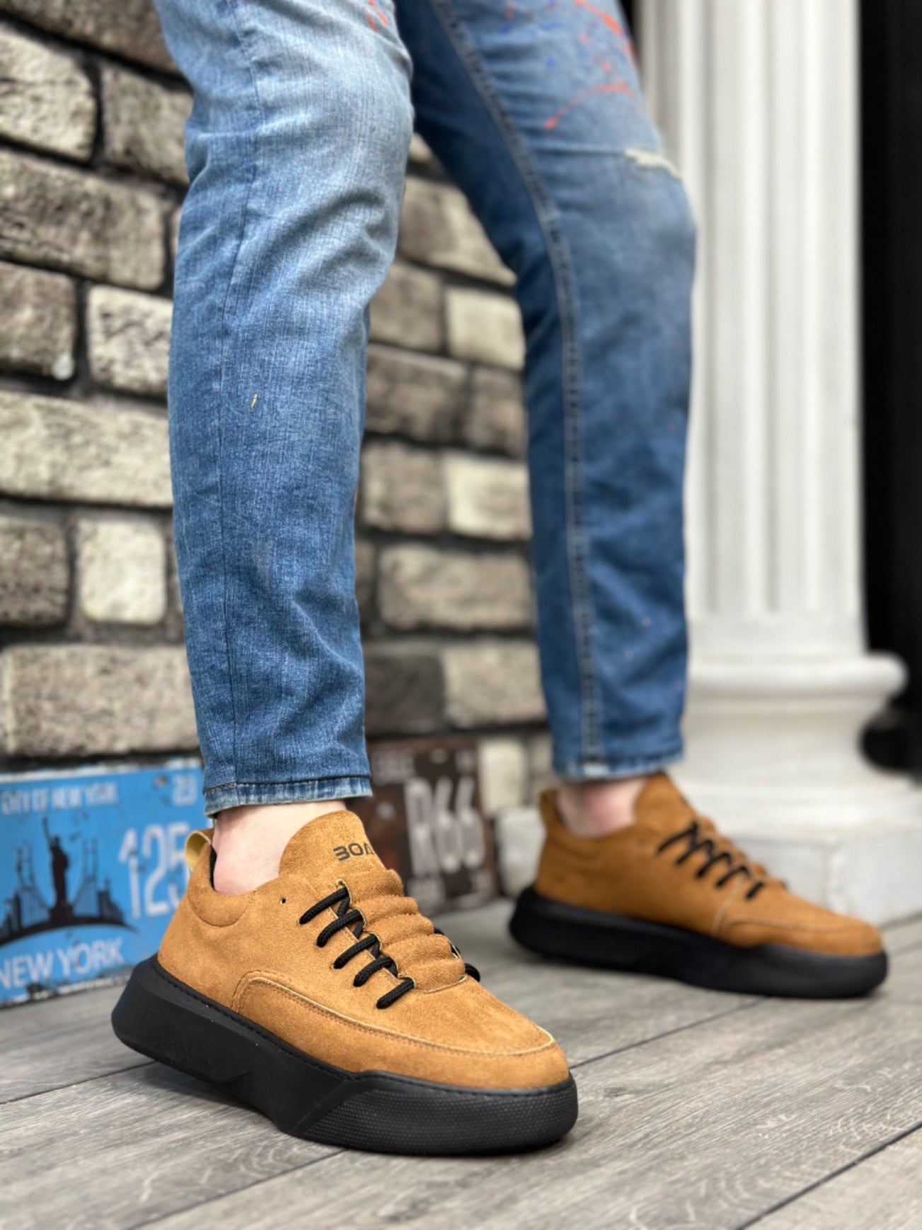 Men's High-Top Suede Black Sole Sneakers with Stair Pattern Laces