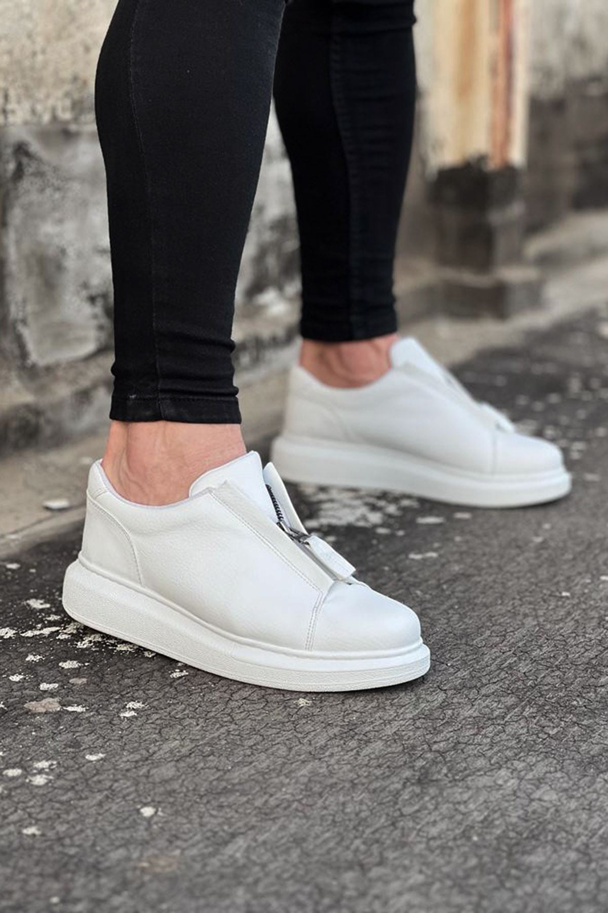 White Men's Casual Shoes - Wagoon WG010