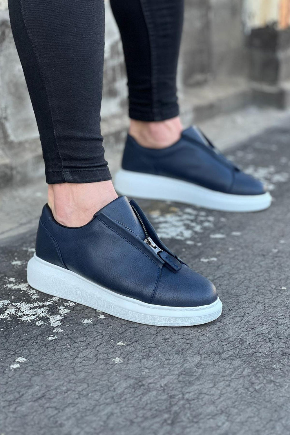 Men's Navy Blue Leather Casual Shoes - Wagoon WG010