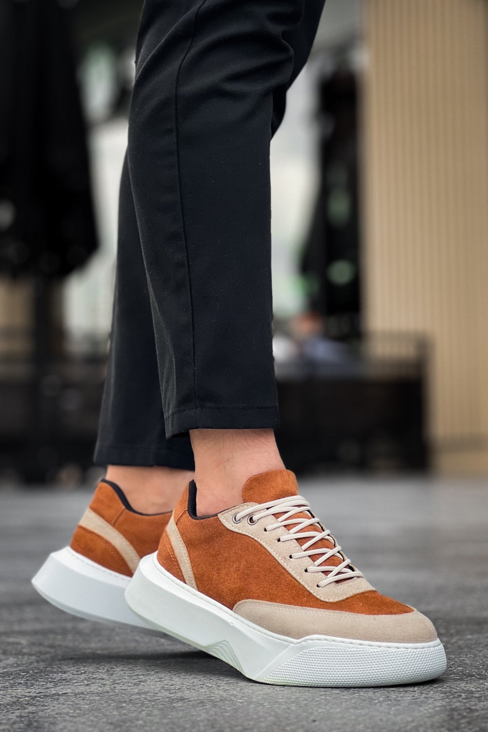 BA0354 Men's High-Top Cream Suede Sneakers with Lace Detail