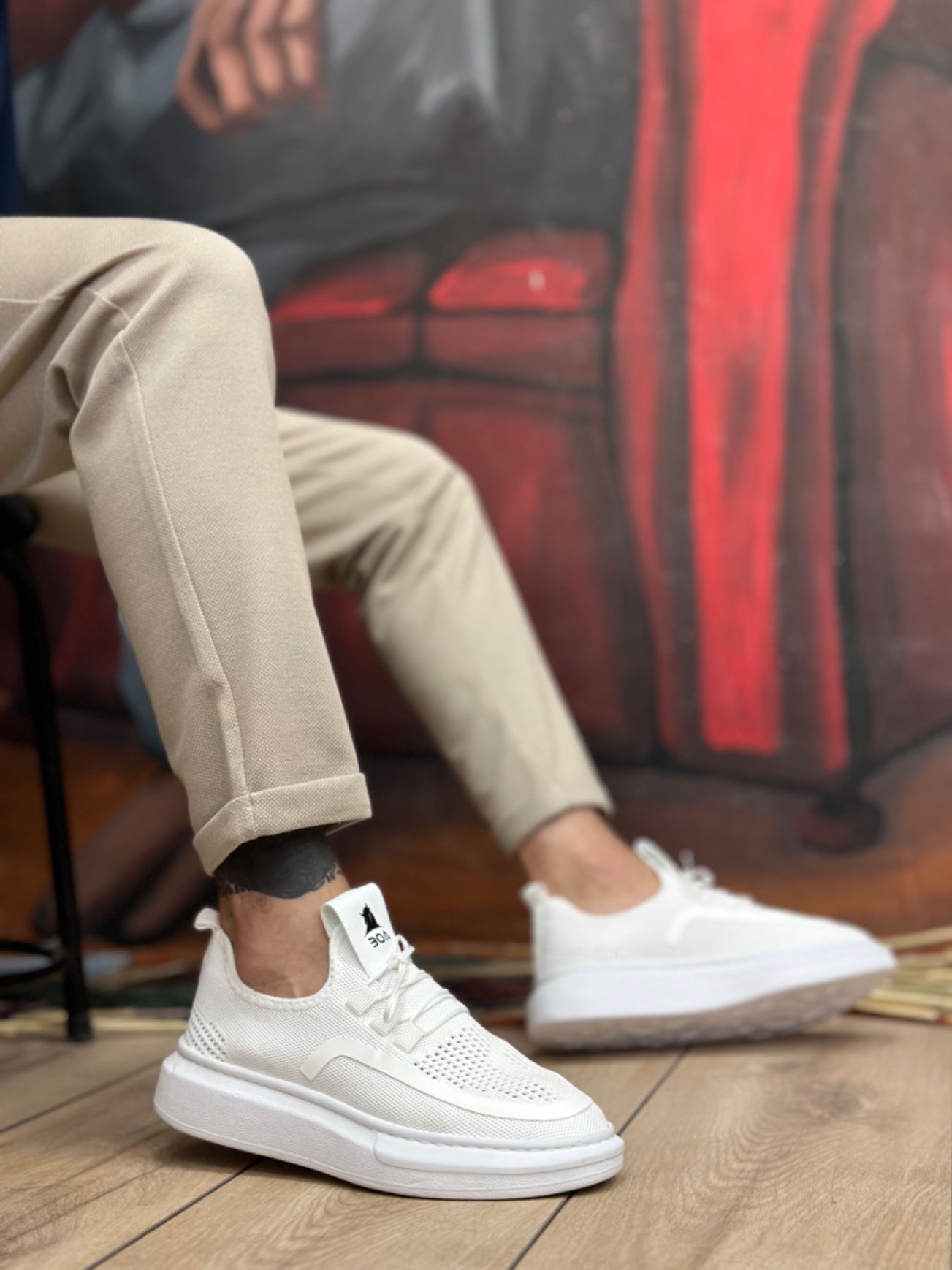 White Base Knit Style Special Sneakers