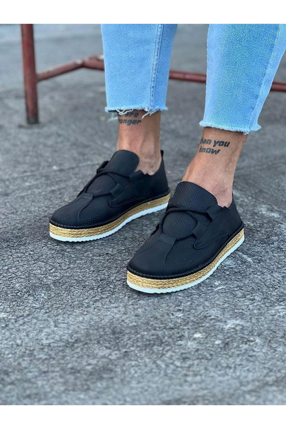 Black Men's Casual Shoes - Wagoon WG015