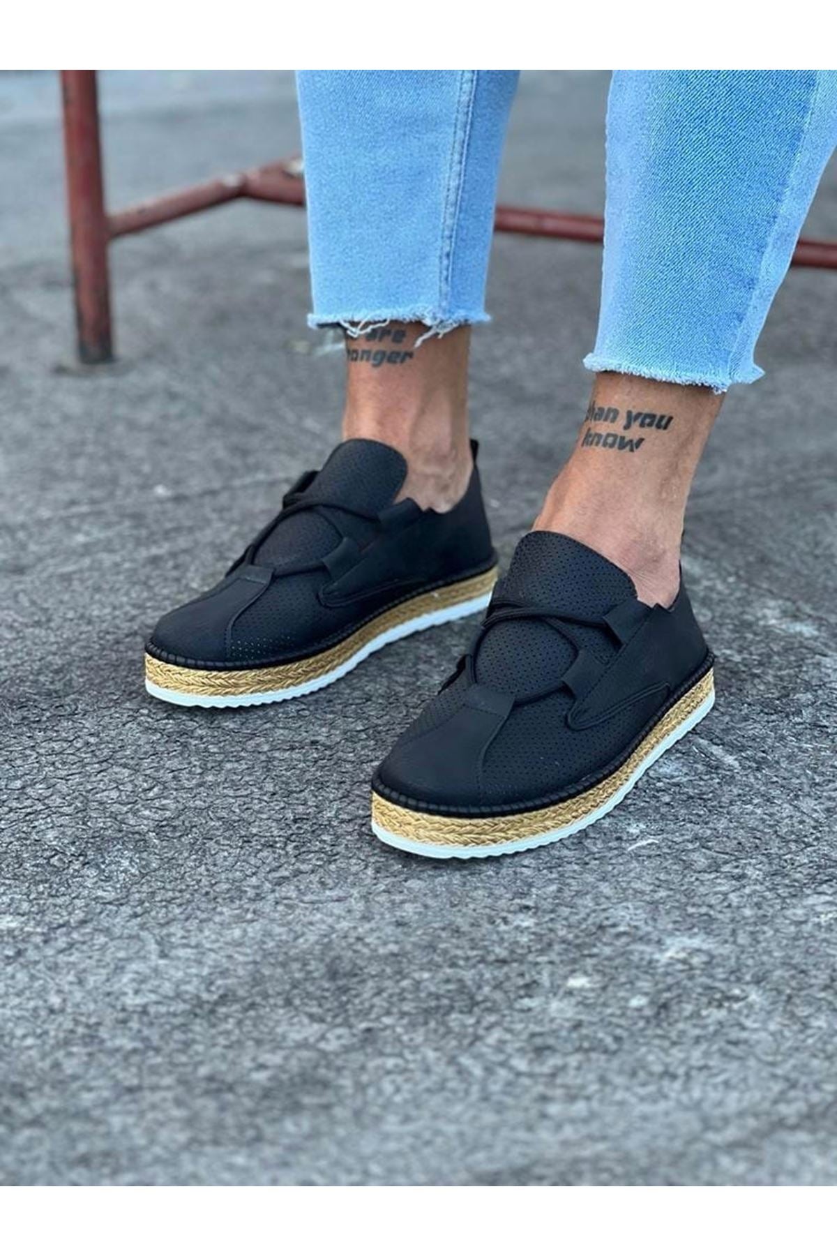 Black Men's Casual Shoes - Wagoon WG015