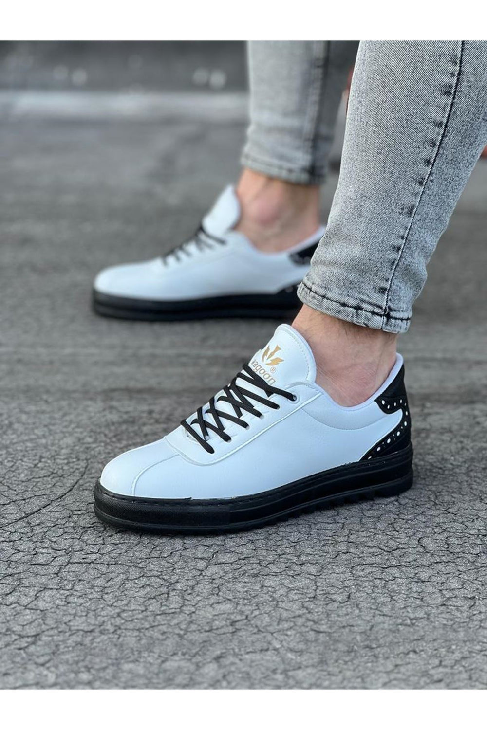 White Charcoal Men's Casual Shoes - Wagoon WG021
