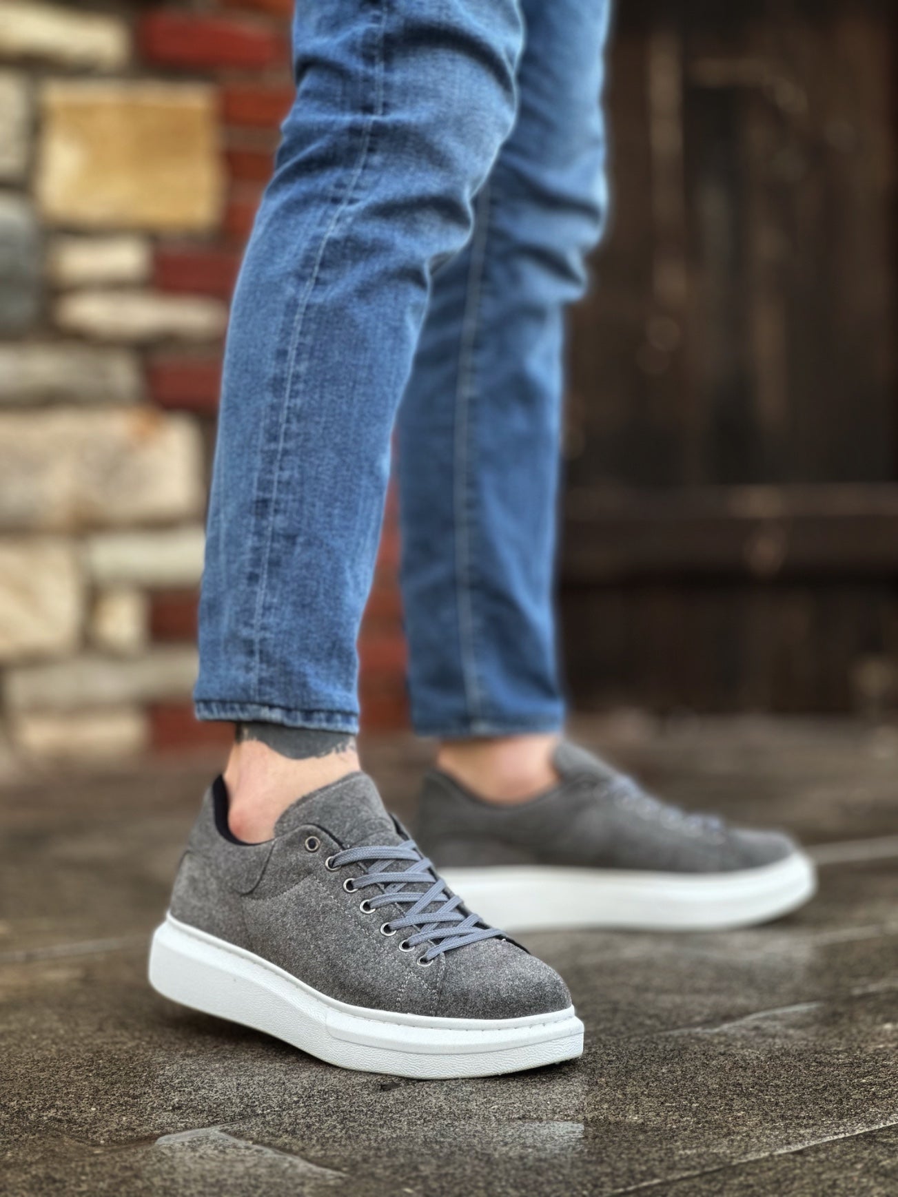 BOA Thick High Sole Gray Suede Lace-Up Men's Sneakers
