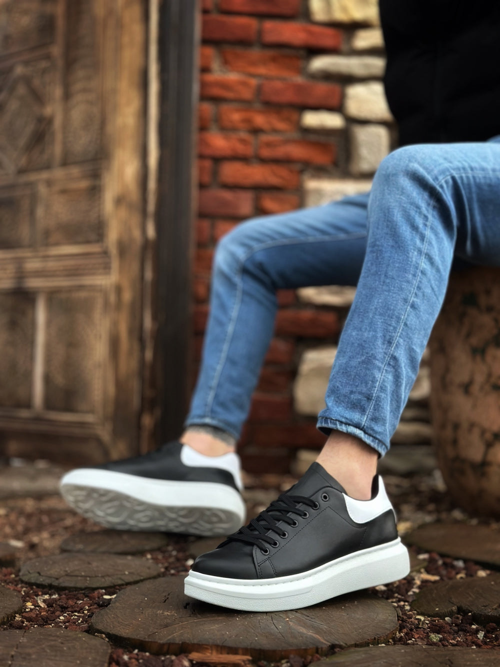 BA0547 BOA Thick High Sole Black White Patch Detail Lace-Up Men's Sneakers