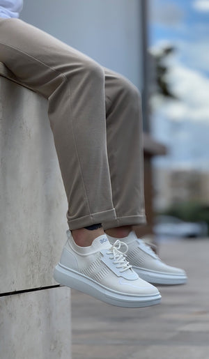 BA0812 Special Knit Style White Sports Shoes