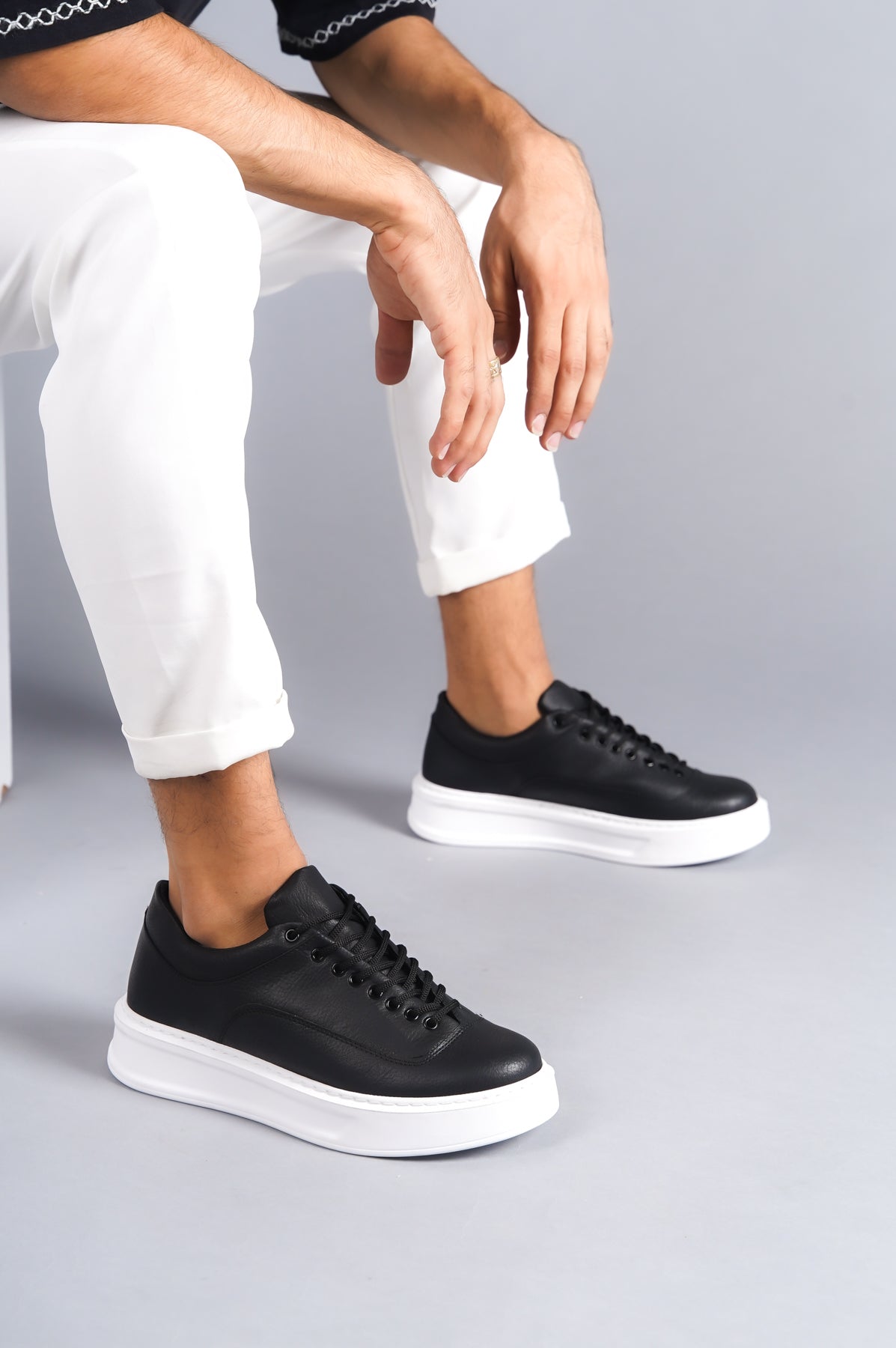 Black Leather Lace-up Men's Casual Shoes KB-005
