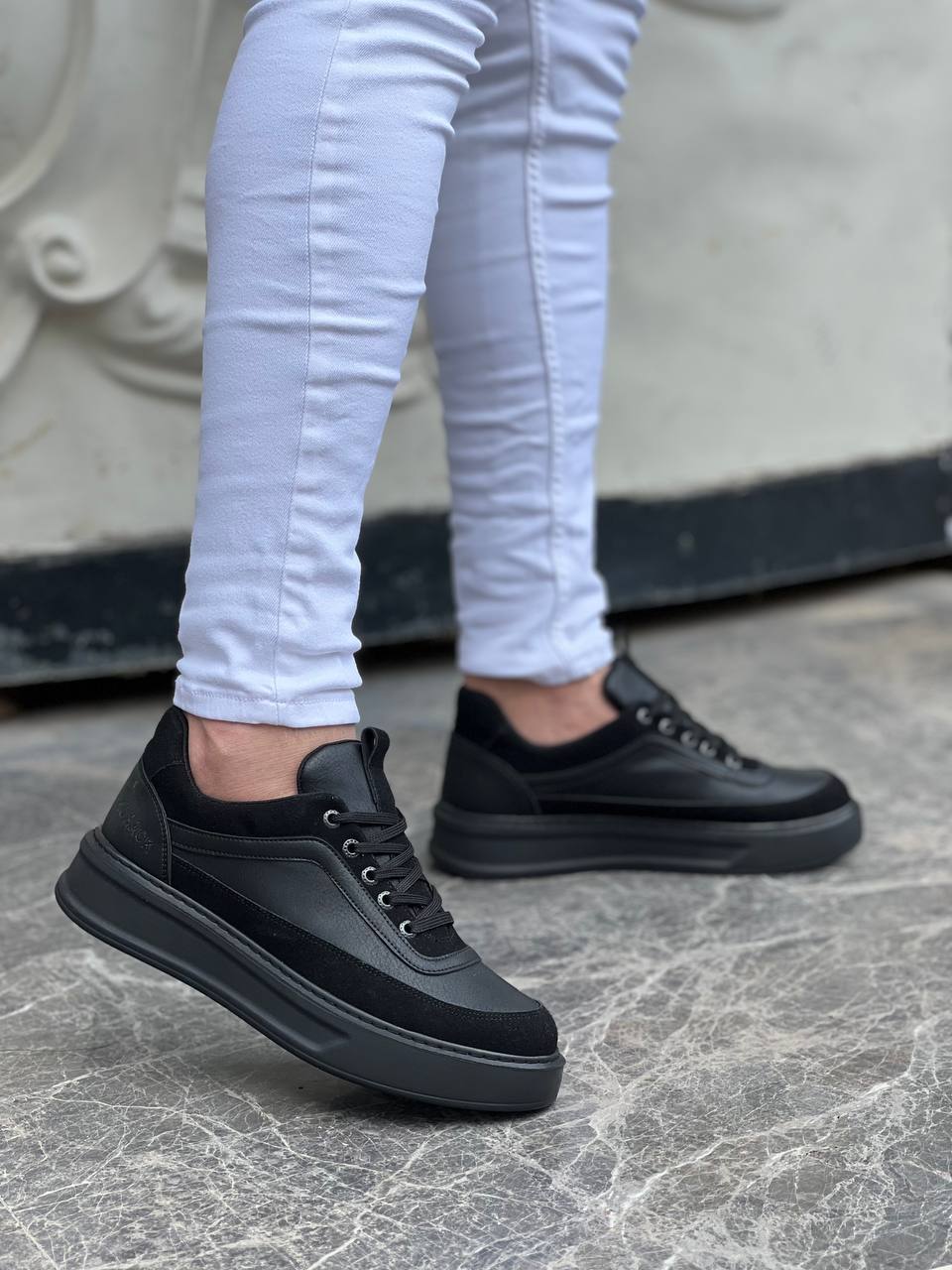 Black High Sole Lace-up Men's Casual Shoes