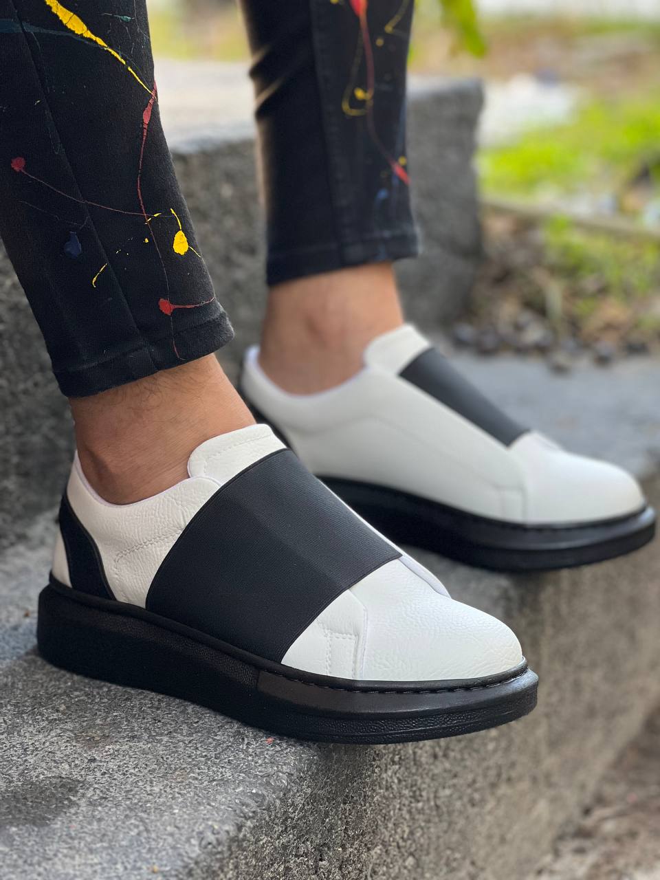 White Skin Black High Sole Lace-Up Men's Casual Shoes