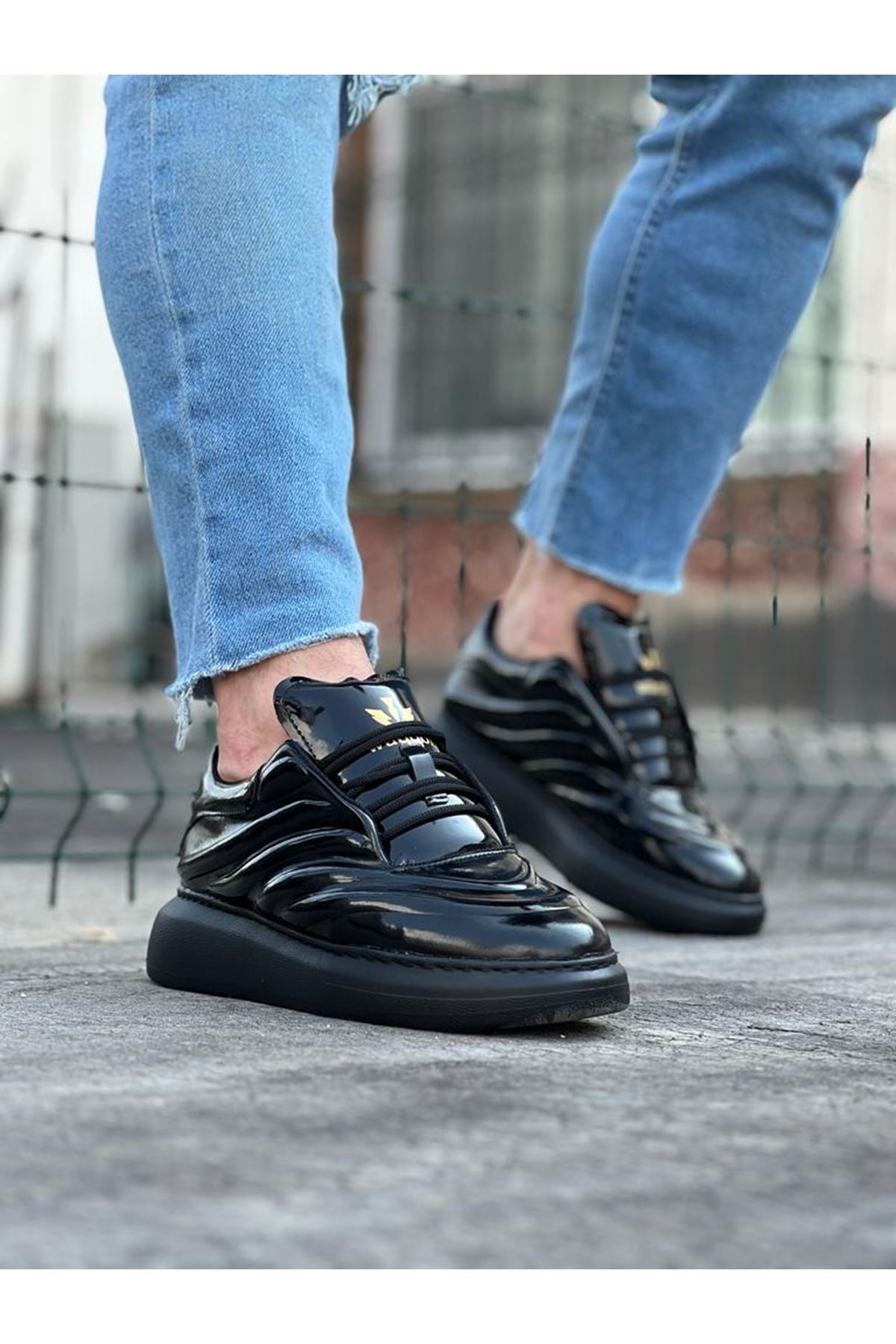 Coal Suede Men's Casual Shoes by Wagoon