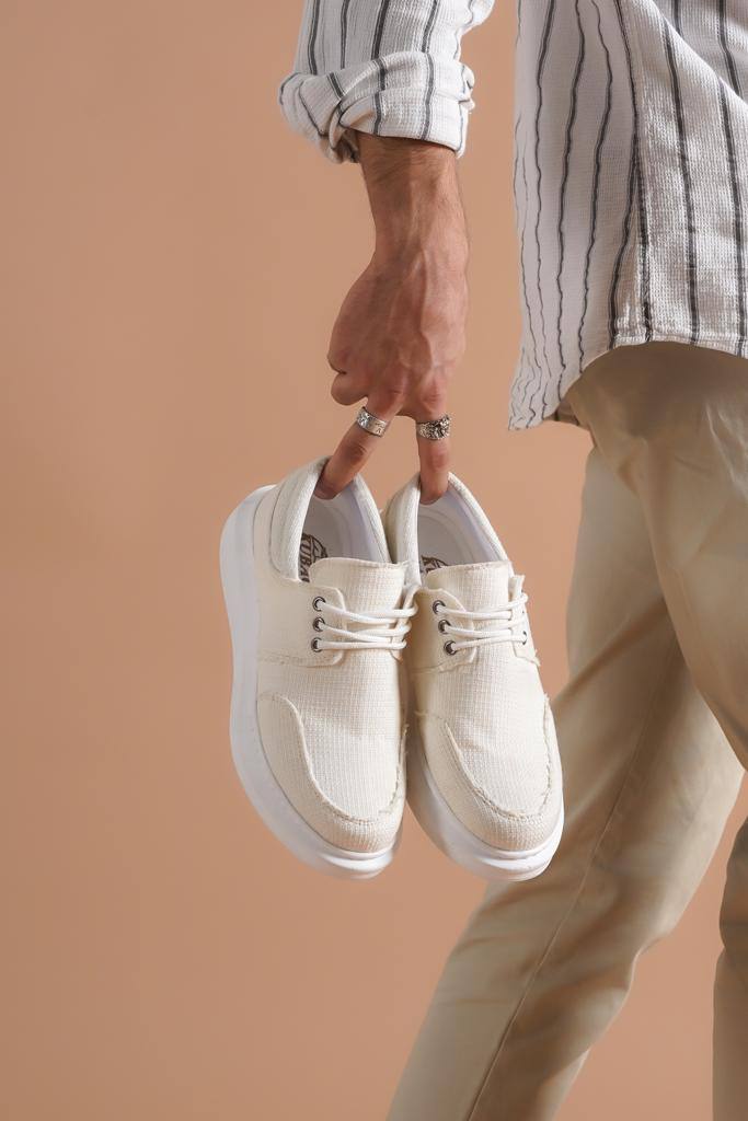 White Casual Men's Shoes with Laces