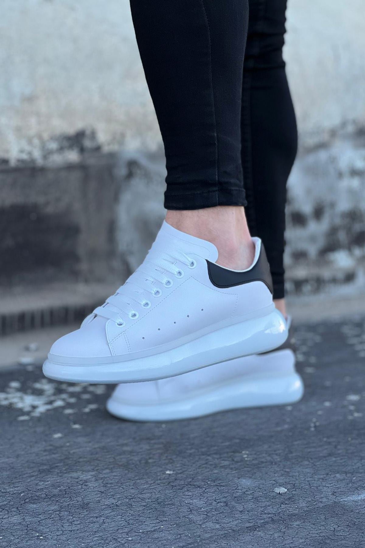White Black Men's Casual Shoes by Wagoon WG095