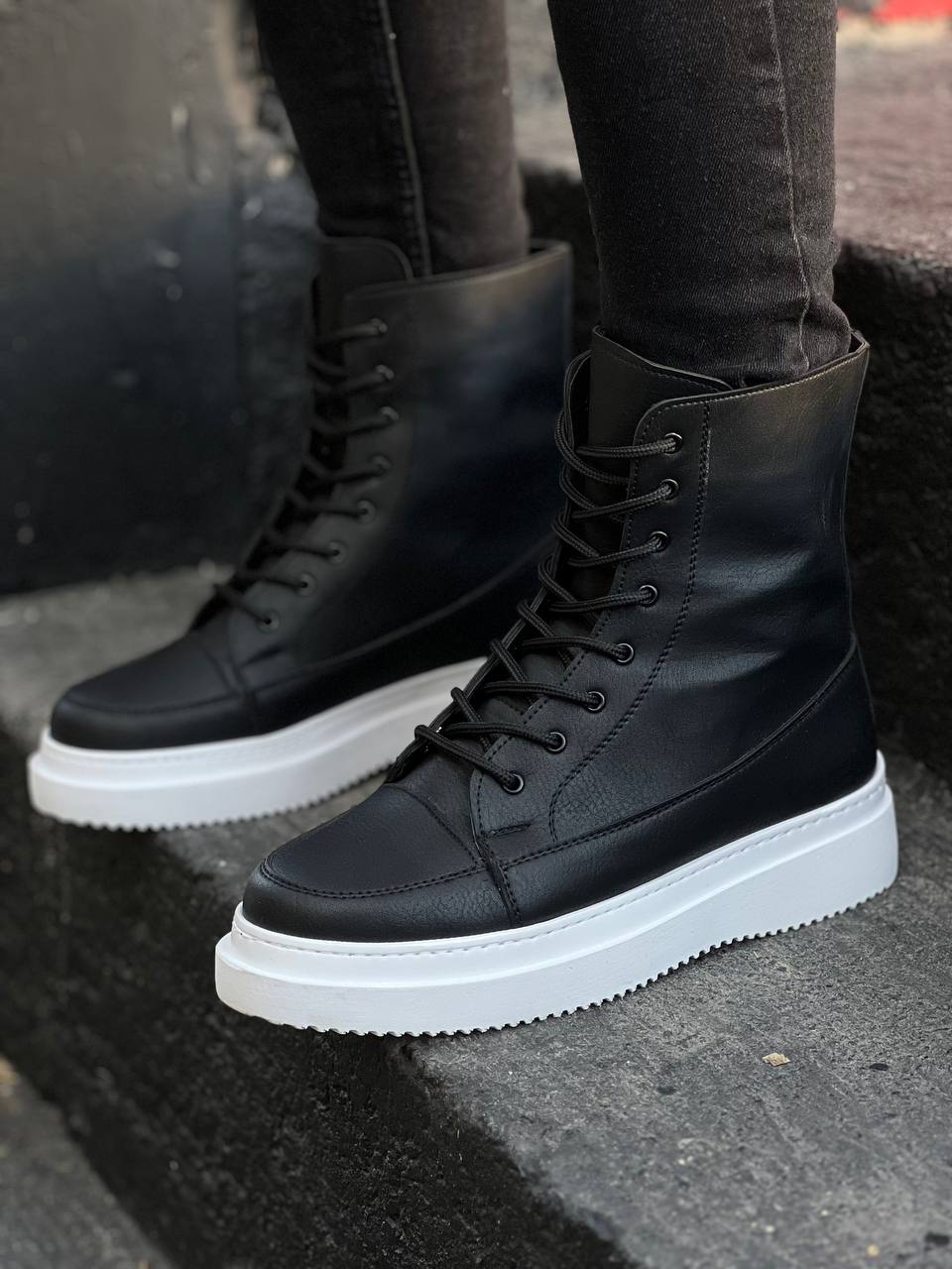Black Leather High-Top Lace-Up Platform Boots