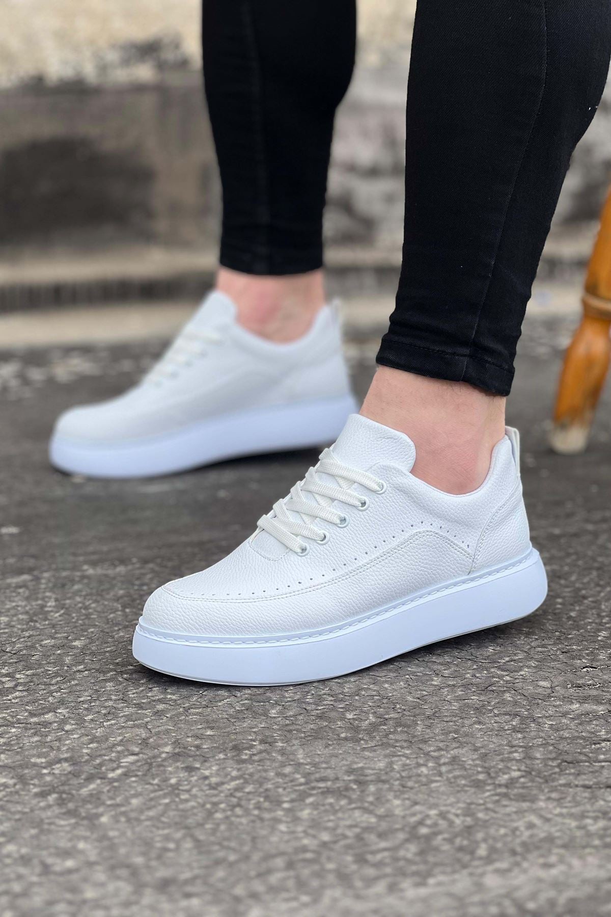 White Orthopedic Men's Casual Shoes with Wagoon WG162 Sole