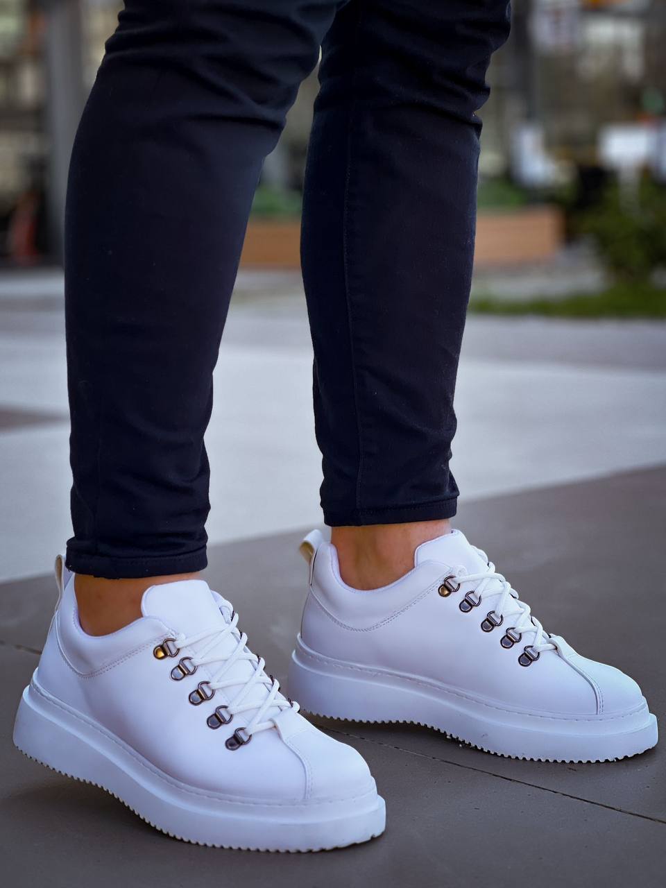 White Skin High Sole Lace-Up Men's Casual Shoes