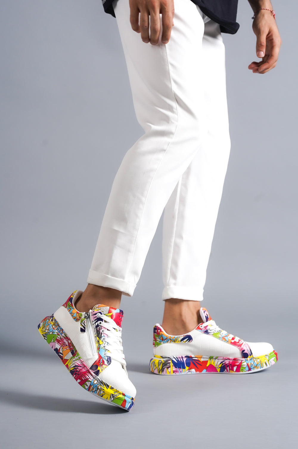 White Red Men's Crocodile Pattern Shoes