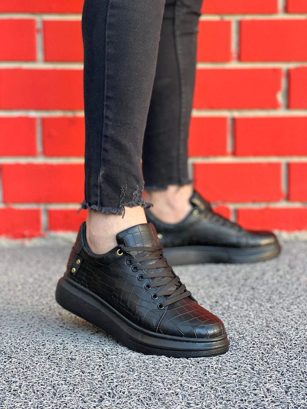 KB047 Coal Crocodile Men's Casual Shoes