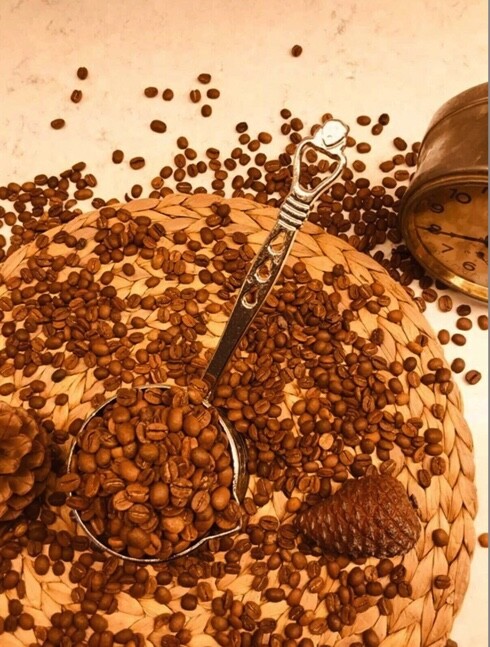 Patterned Cast Coffee Pot for 4 People - Compatible with Magnetic Stoves