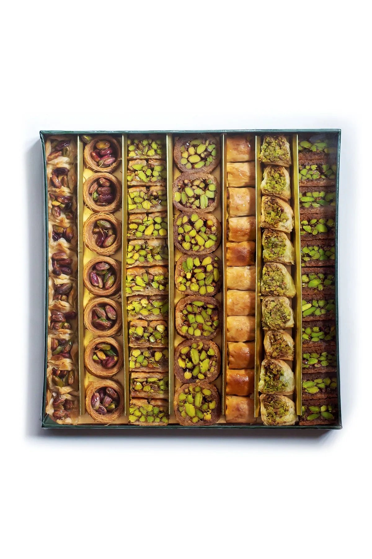 بقلاوة عربية مشكلة (800 جرام)