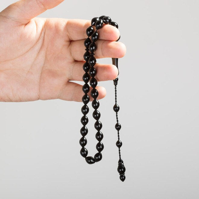 Black lignite rosary made with high precision