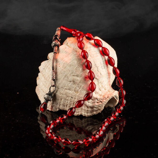 Rosary made of Red Pressed amber with Qazzazia tassel