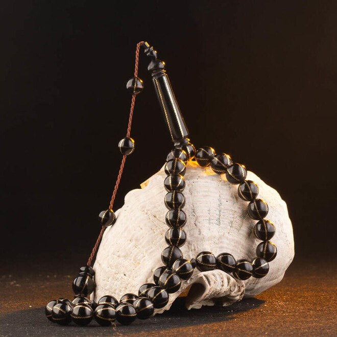 Rosary made of Kuka engraved with metal