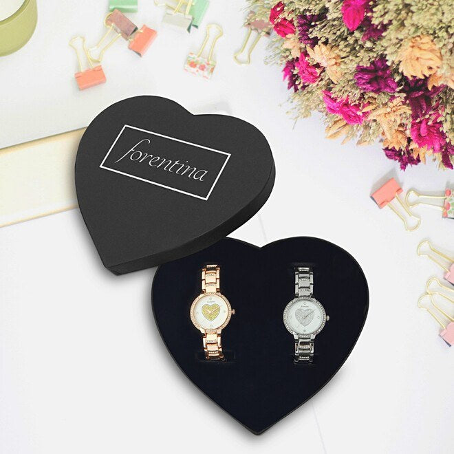 طقم هدايا نسائي - ساعتان بتصميم أنيق