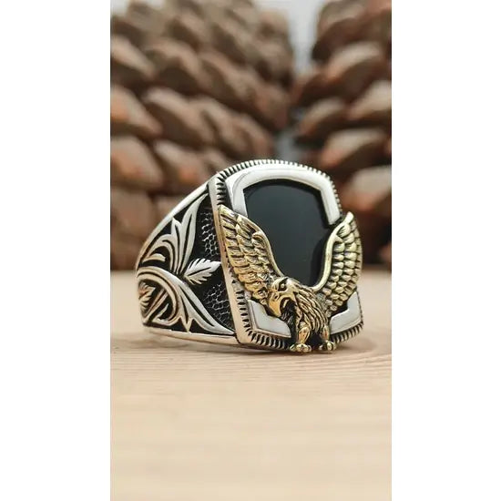 خاتم رجالي فضة بحجر العقيق منقوش عليه نسر