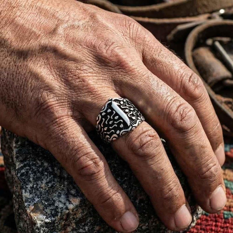 خاتم رجالي فضة بنمط حروف الألف
