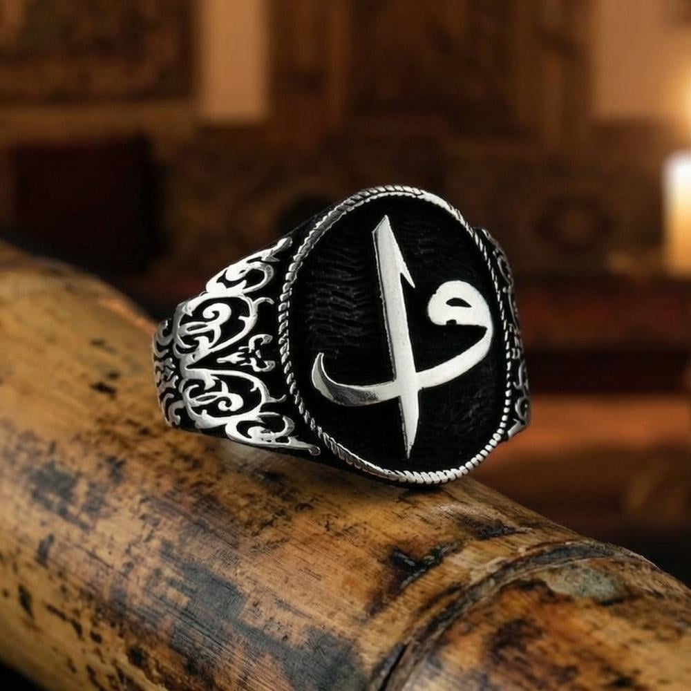 خاتم فضة بنقش 