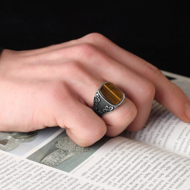 Classy men's silver ring with tiger eye stone - 2