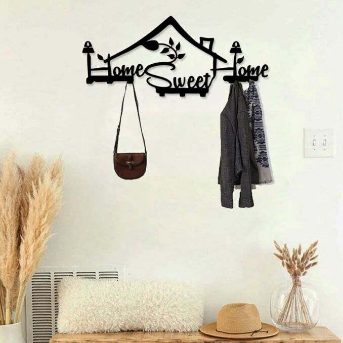 Decorative Metal Wall Hanger - 1