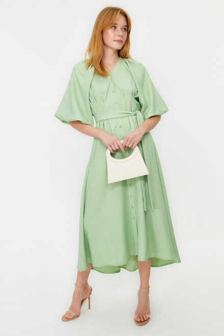 Elegant dress with puff sleeves - light green - 3