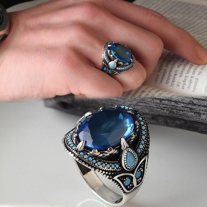 Men's silver ring with a distinctive design with topaz stone - 3