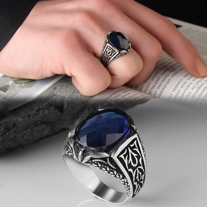 Men's silver ring with a distinctive engraving with zircon stone - 2