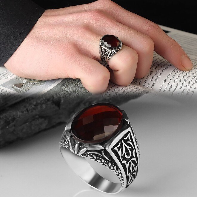 Men's silver ring with a distinctive engraving with zircon stone - 4